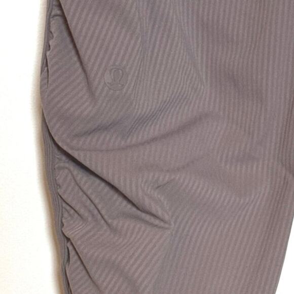 Lululemon Beyond the Studio Jogger Womens Size 8 Lunar Rock - Picture 7 of 10